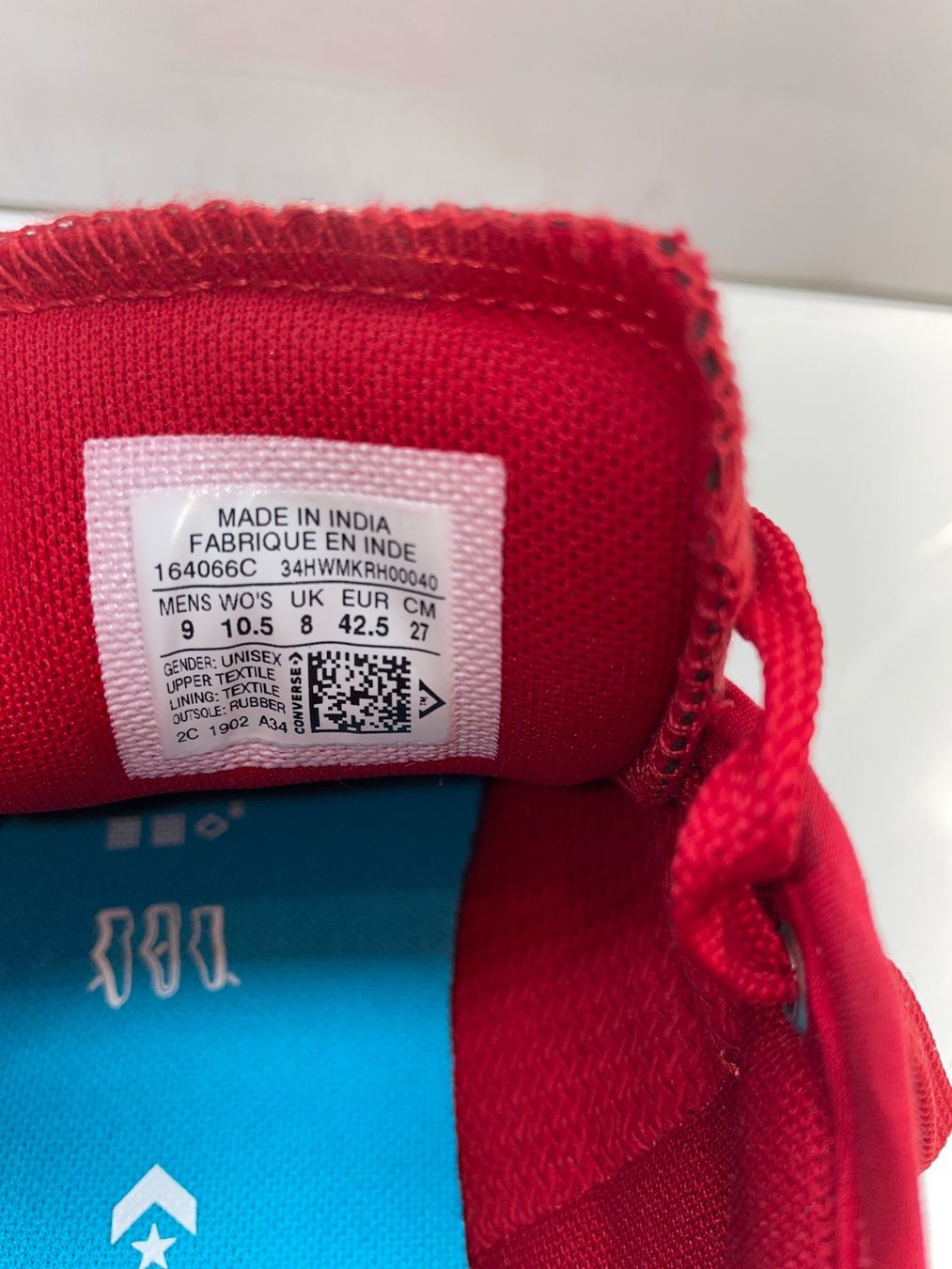 Converse Scarpe da uomo: NEUE, UNGETRAGENE rote Converse in Grösse 42.5 – Nuovo (secondo la descrizione) da Wolfhausen venduto da Mawere 3
