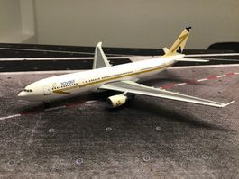 Herpa Novair Airbus A330-200, 1:500, zu ersteigern! (51)