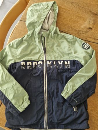 Übergangsjacke (nicht gefüttert), Grösse 122