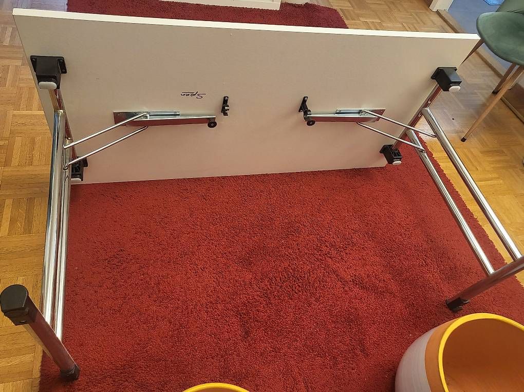 Scrivanie:  2 magnifiques et solides tables de bureaux  – Usato da Fribourg venduto da cla_6g9h