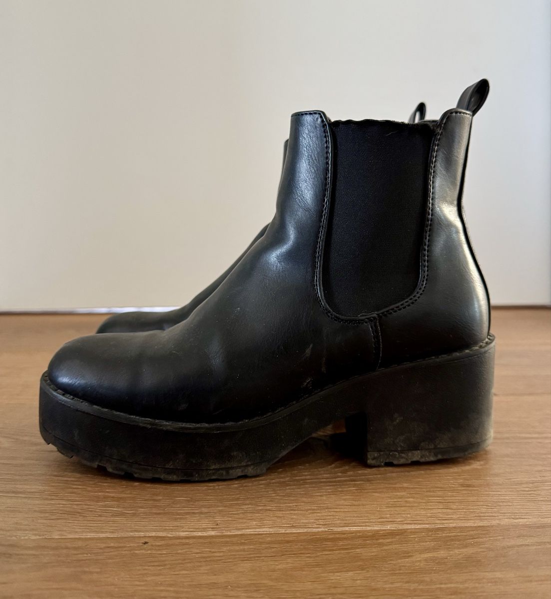Scarpe da donna: Boots / Stiefeletten Grösse 37 – Usato da Rapperswil SG venduto da walzvalerie 2