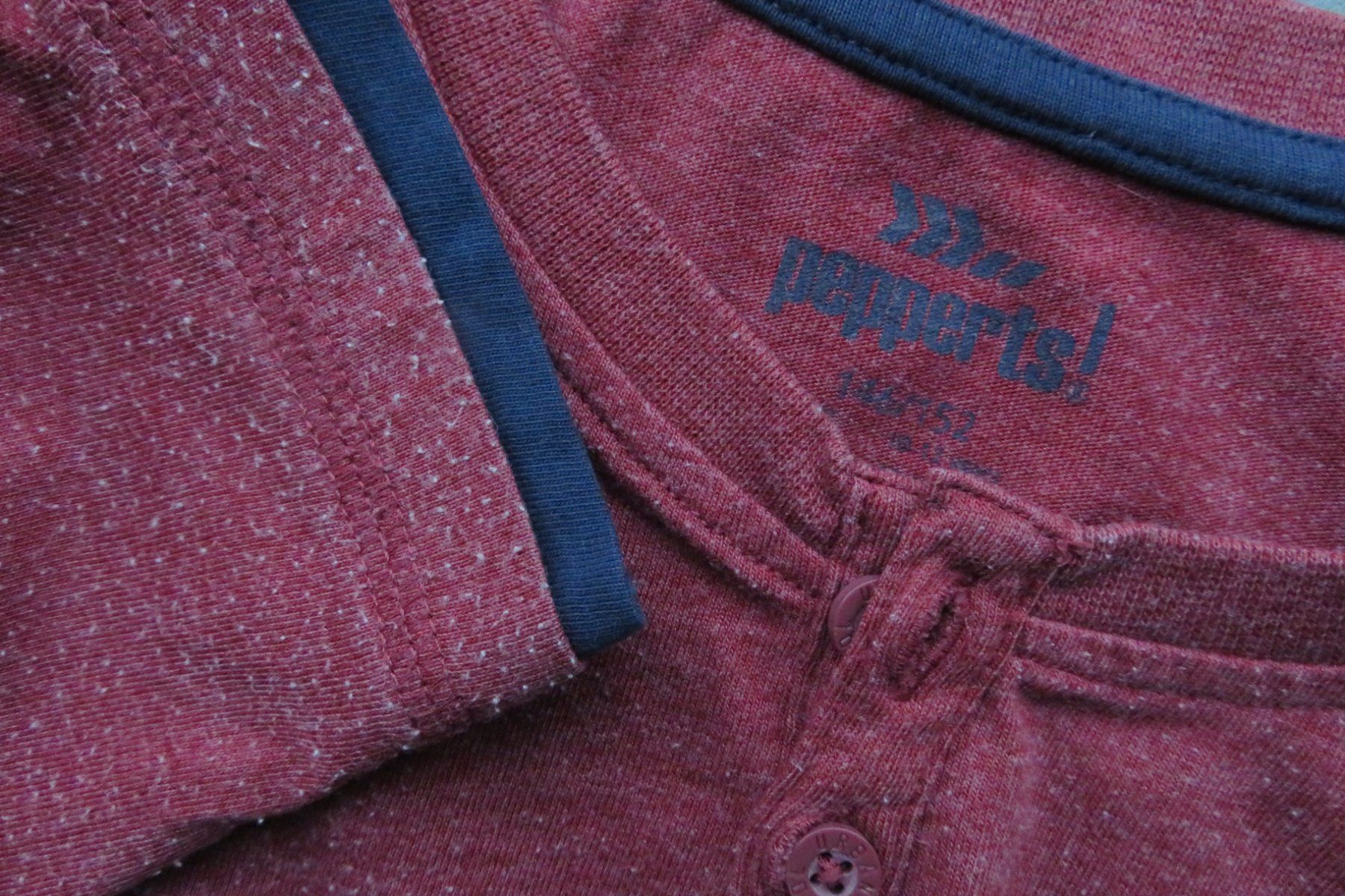 Hemden, T-Shirts & Polos: pepperts! T'Shirt Langarm Grösse 146/152 – Gebraucht aus Wil ZH von Tamagy 1