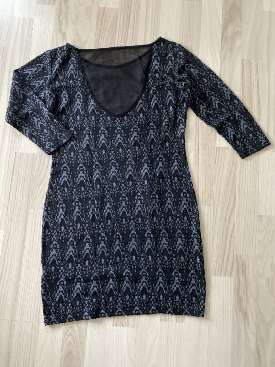 Lots de vêtements: Kleiderpaket Gr.M – D'occasion à Strengelbach par Bycy 6
