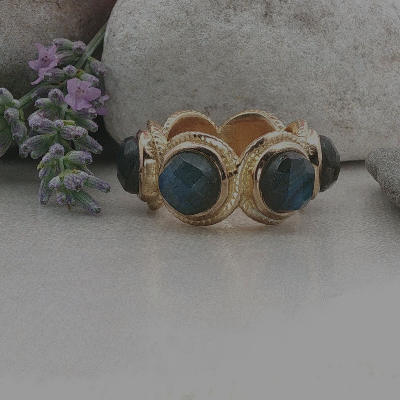 Olga Ribler Anelli: Statement Silber Ring 925 Grösse 55 mit Labradorite – Nuovo (secondo la descrizione) da Luzern venduto da Schmuckoutlet 1