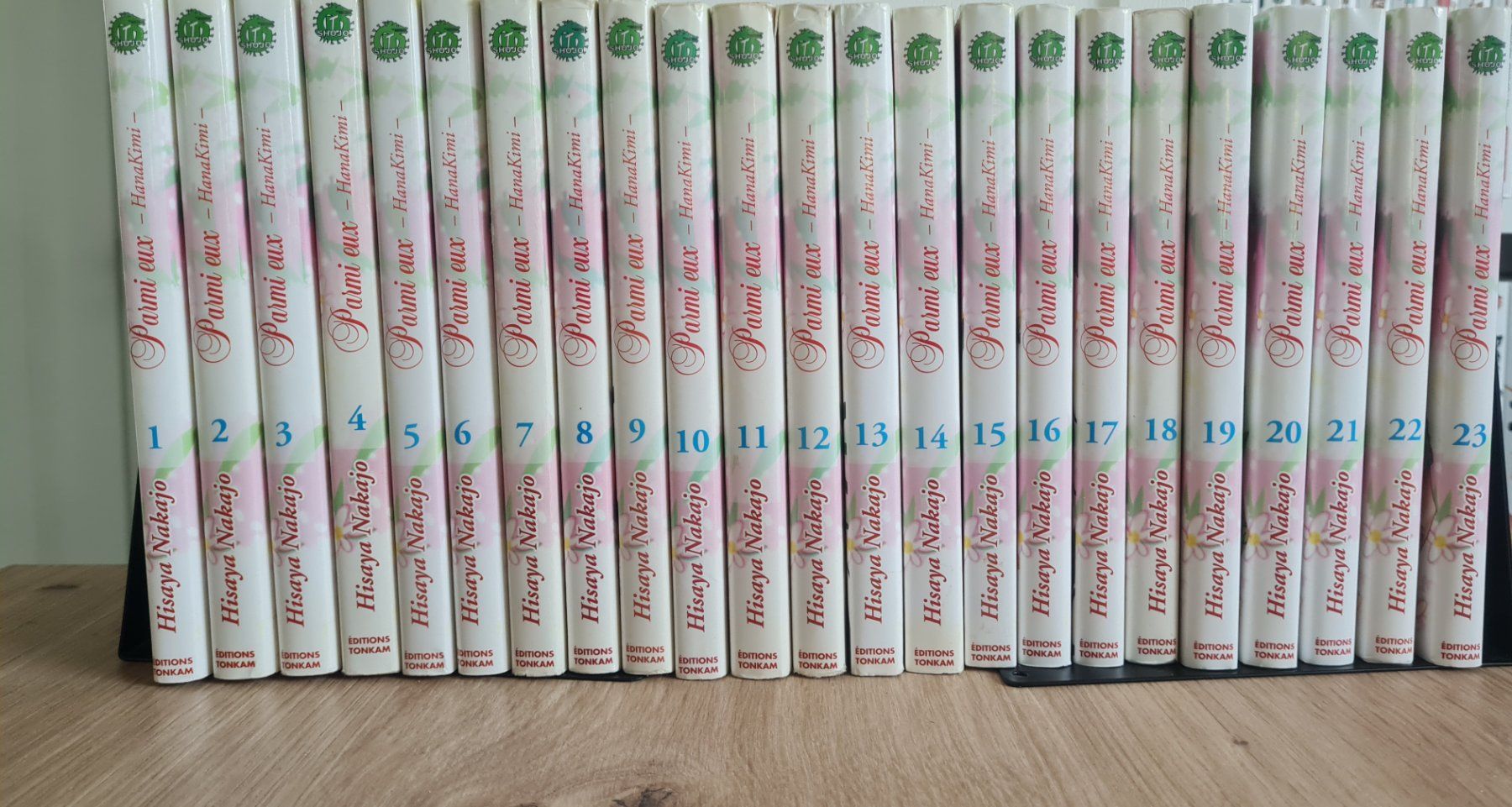 Comics: Manga Parmi eux – Gebraucht aus Lausanne von Karma1412