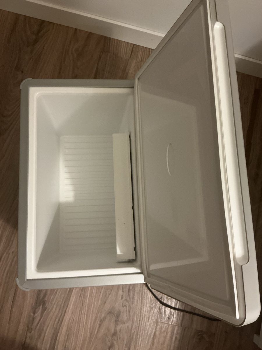 Dometic Frigoriferi & Refrigeratori: Kühltruhe Dometic (Absorber) – Usato da Nürensdorf venduto da vir_f26k 1