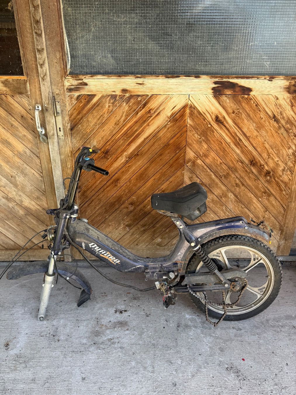 Tomos Mofas: Tomos Quadro mit Ausweis – Defekt aus Fahrni b. Thun von Schneiderlein55