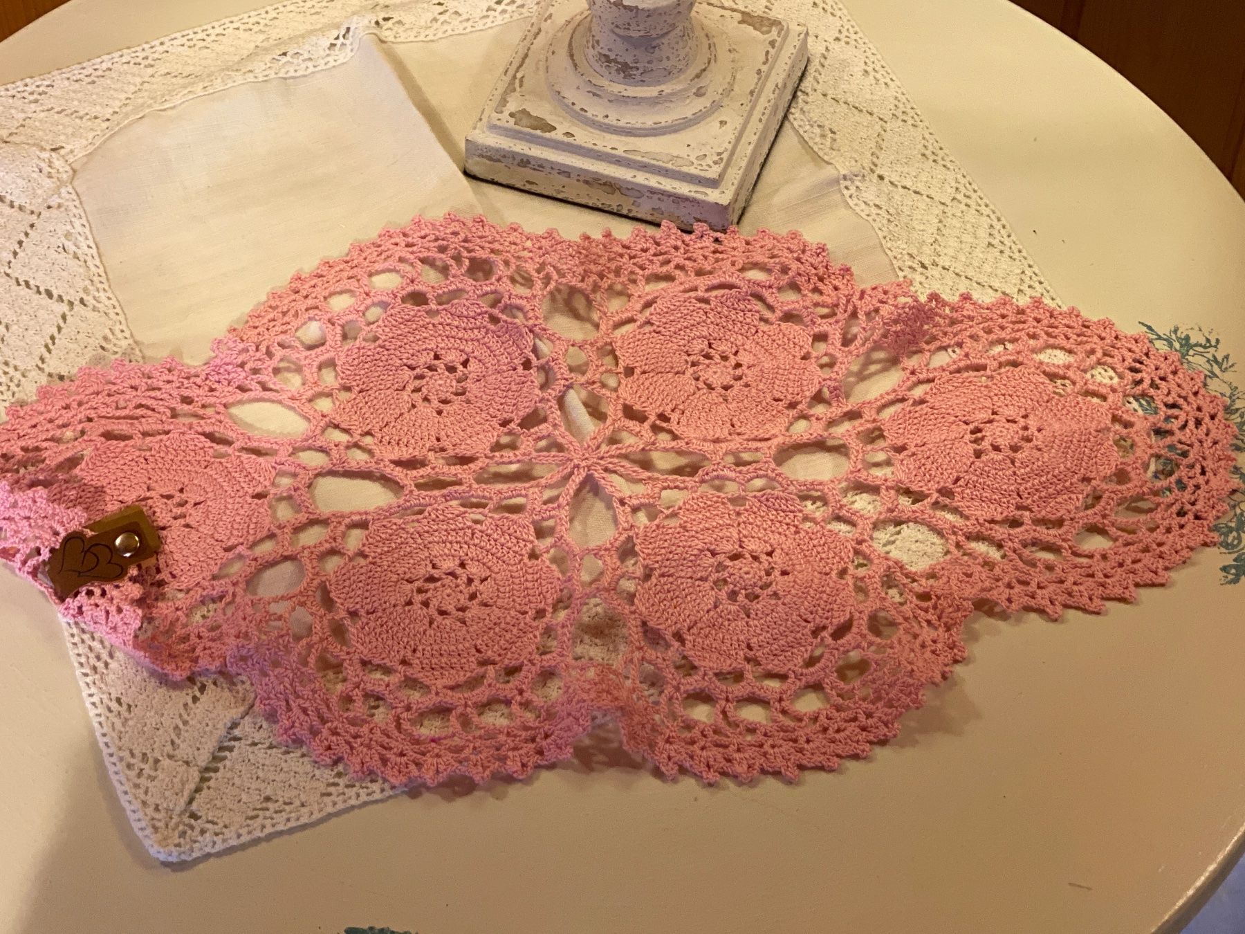 Tessuti: SPITZEN DECKE ROSA-VINTAGE – Nuovo e nell'imballaggio originale da Meienried venduto da ManuelaBoutique 3