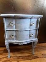 Romantische shabby chic Kommode guter Zustand