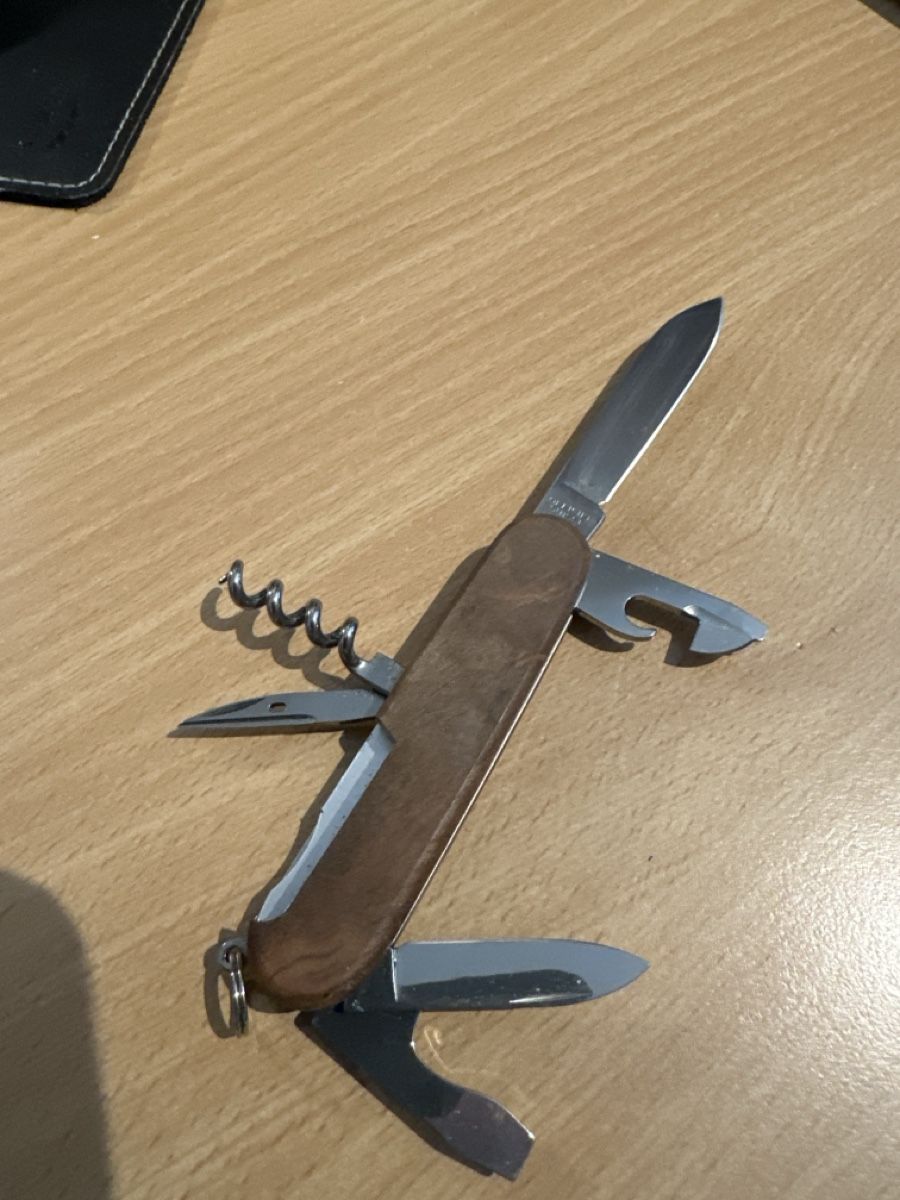 Victorinox Coltelli tascabile: Victorinox SGS-ASCB Sackmesser – Usato da Dulliken venduto da Zuchu 2