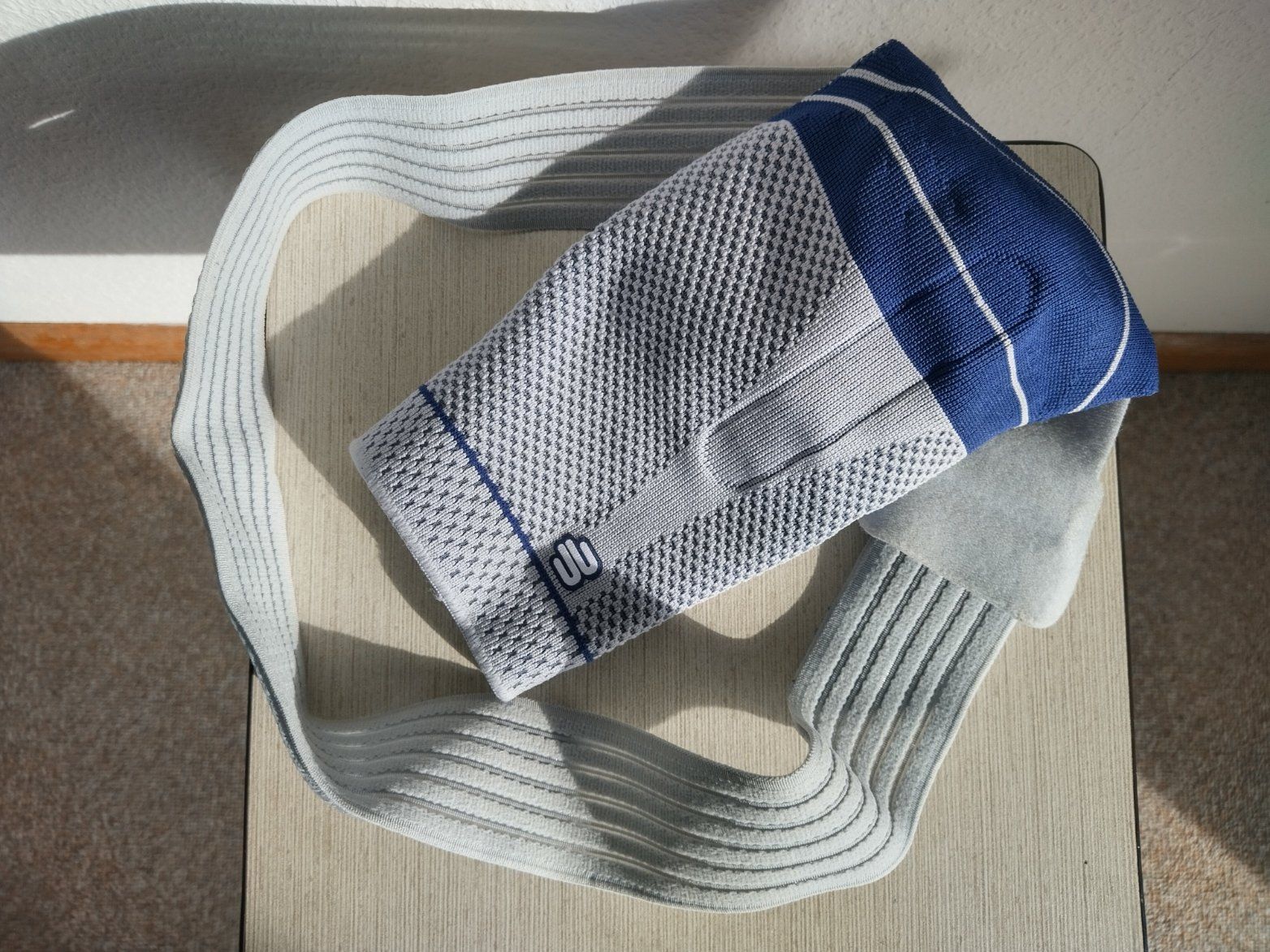 Attrezzature mediche: Bauerfeind OmoTrain S Schulterbandage - Grösse S – Usato da Jona venduto da Argus36 4