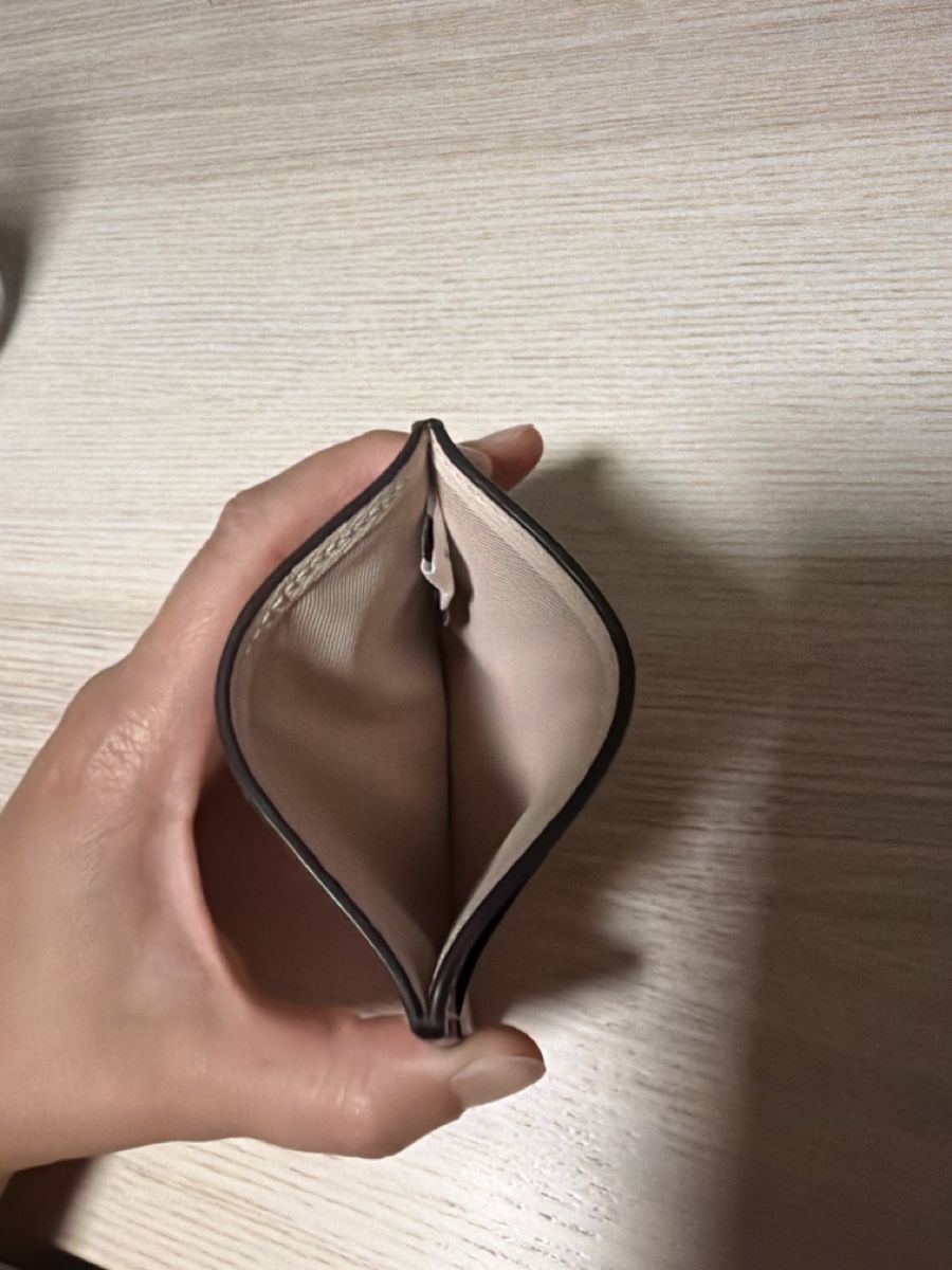 Kate Spade Portemonnaies: Porte cartes Kate Spade – D'occasion à Bulle par Miniloup94 2