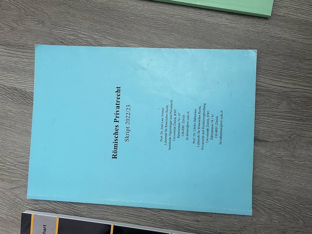 Libri: Römisches Privatrecht Skript  – Usato da Lenzburg venduto da mir_rnb9 1