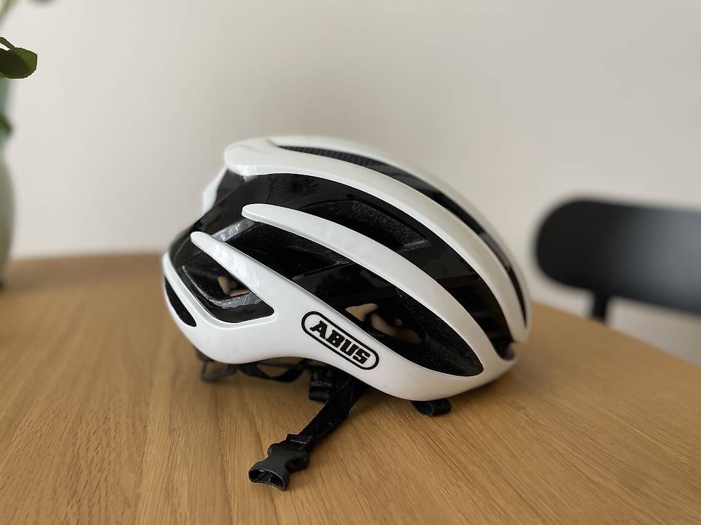 Abus Caschi: Abus AirBreaker - Velo Helm - M – Usato da Zürich venduto da Ralph1987