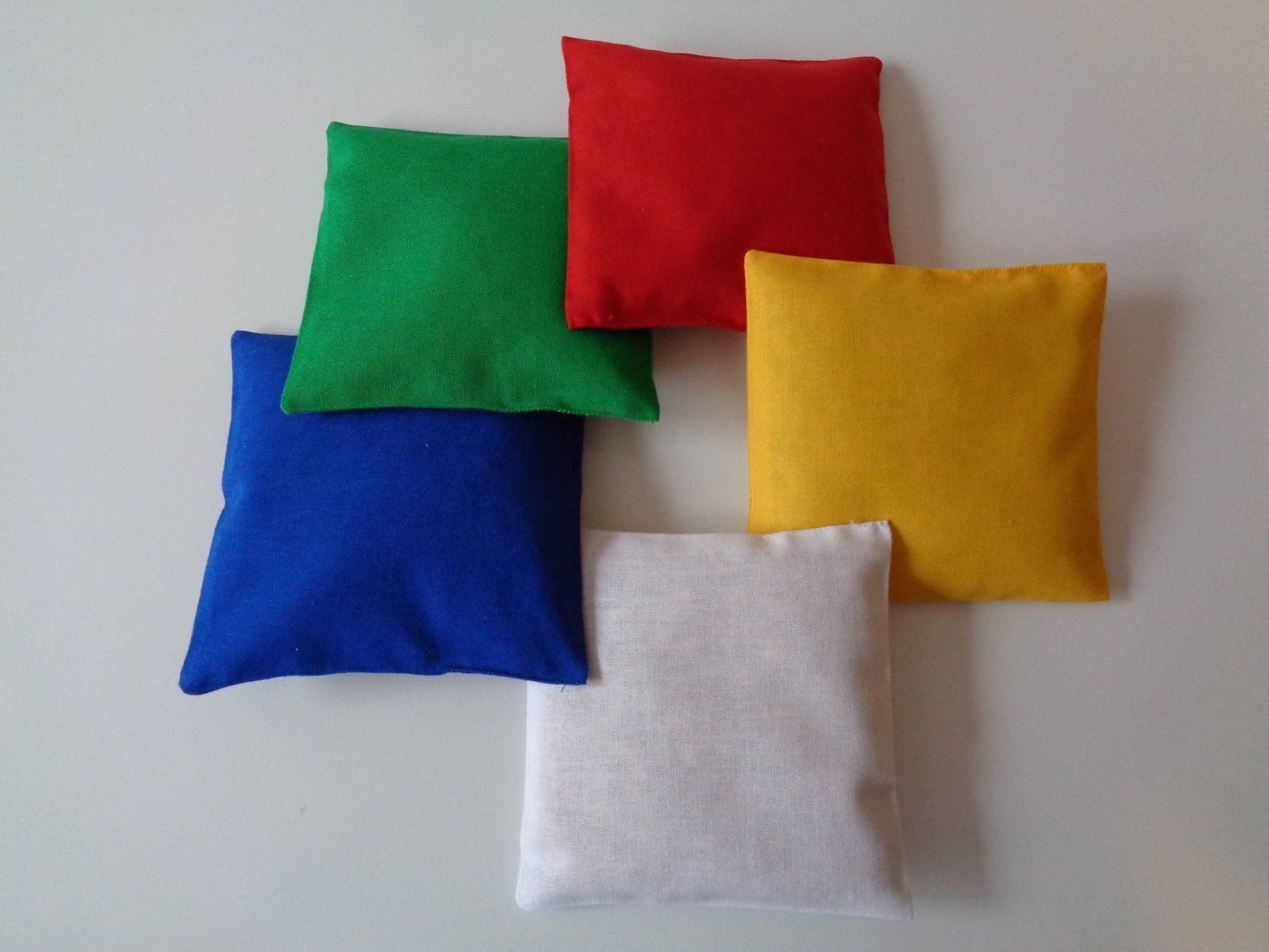 Kissen: 5-Elemente-Farbkissen-Set, 5-tlg., NEU! – Neu und originalverpackt aus Wiesendangen von Gullfoss
