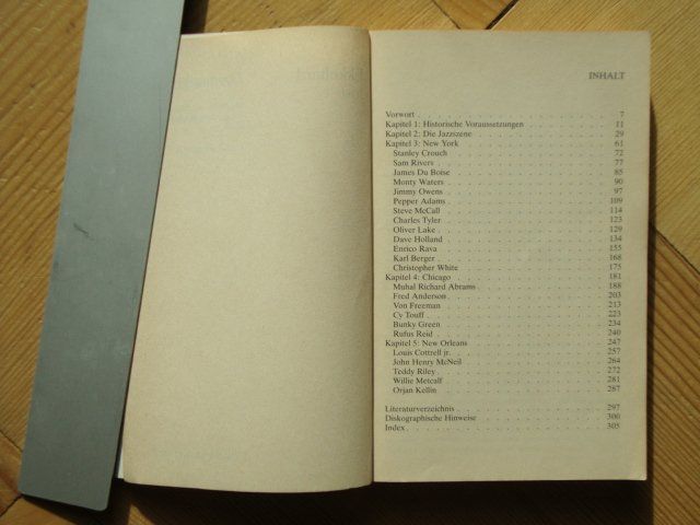 Livres: Ekkehard Jost - JAZZMUSIKER – D'occasion à Bern par carola31 1