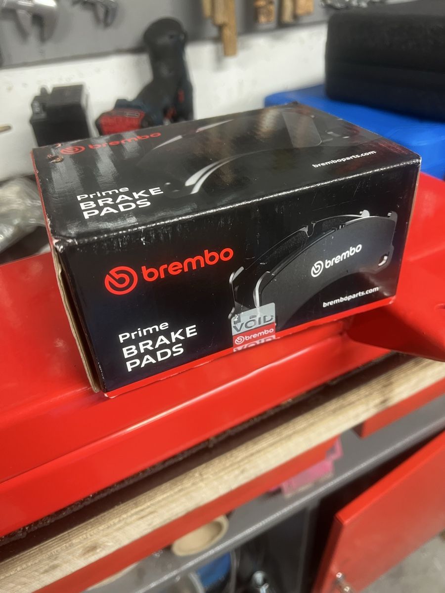 Brembo Tutti pezzi di ricambio auto: Plaquettes brembo 17 mm – Usato da Grand-lancy venduto da RustytoRestore 1