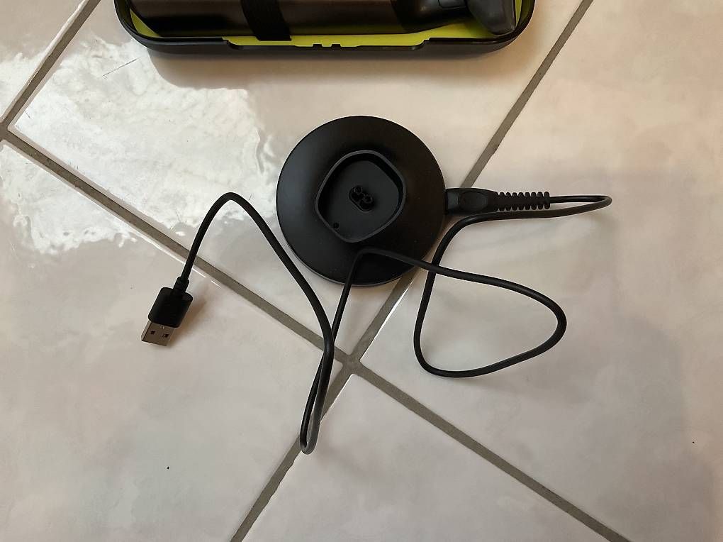 Rasoi & Lamette da barba: Rasierer OneBlade von Philips – Usato da Etziken venduto da Hugo94 2