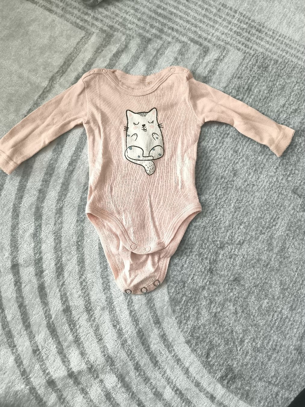 Lotti & Set di vestiti: Neugeborenen Kleiderset – Nuovo (secondo la descrizione) da Kilchberg ZH venduto da Moshkitty 7