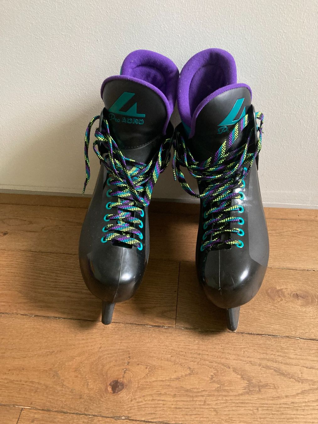 Pattini da ghiaccio: Icehockey-Schlittschuhe – Usato da Zürich venduto da boomens