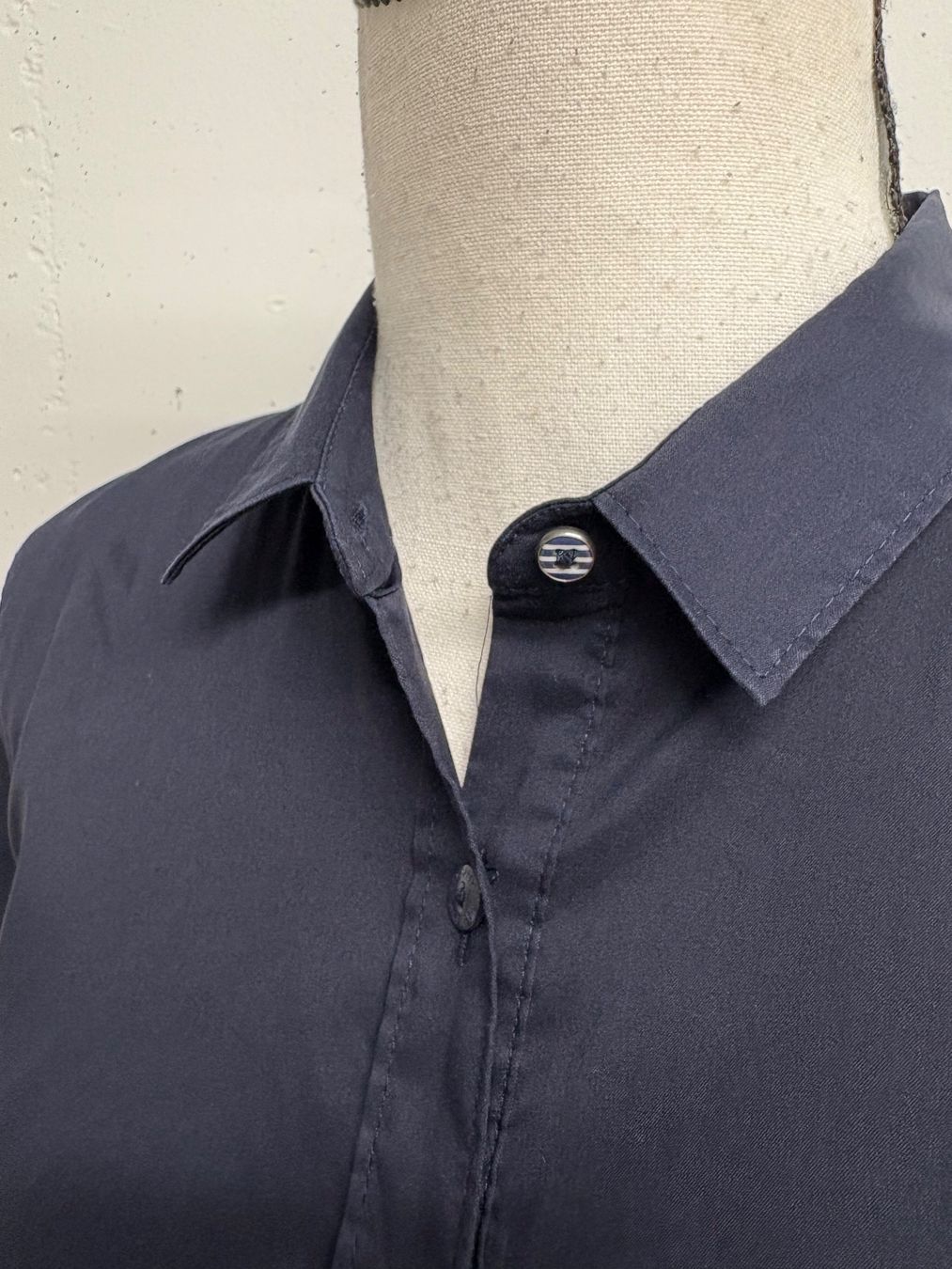 Tommy Hilfiger Blusen: Tommy Hilfiger Bluse Dunkelblau Gr. 36 – Neu (gemäss Beschreibung) aus Regensdorf von secondchancefashion 1
