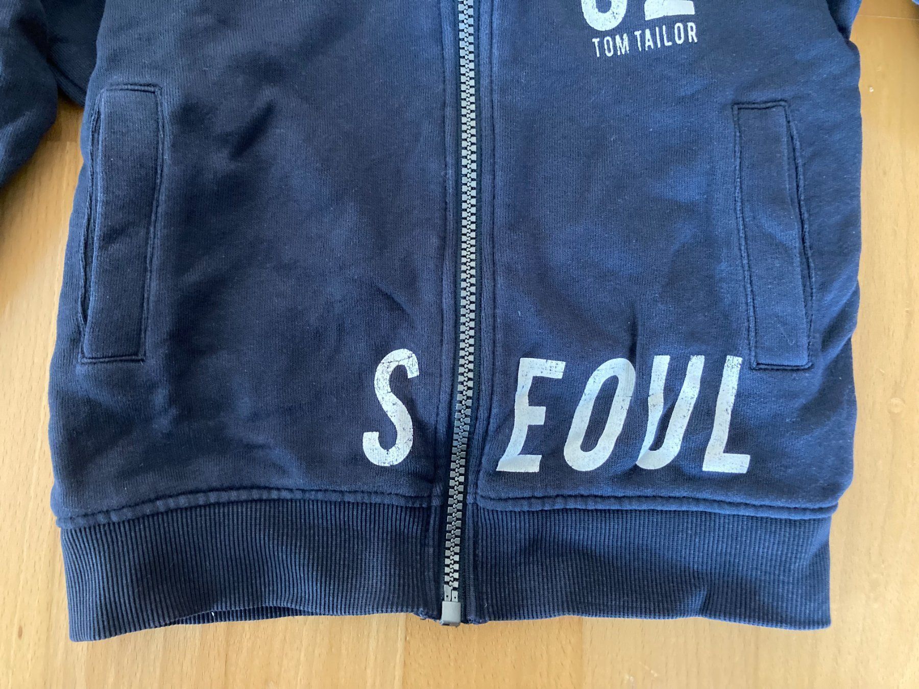Tom Tailor Pulls et sweat-shirts: Kapuzenpullover "Tom Tailor" – D'occasion à Muttenz par Juvenile33 3