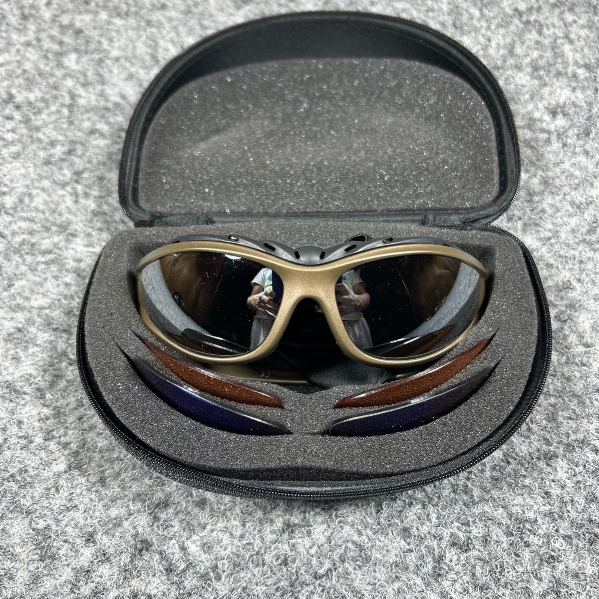 Brillen & Gläser: Sunglasses sport  – Neu (gemäss Beschreibung) aus La Sagne NE von Matlasape 1