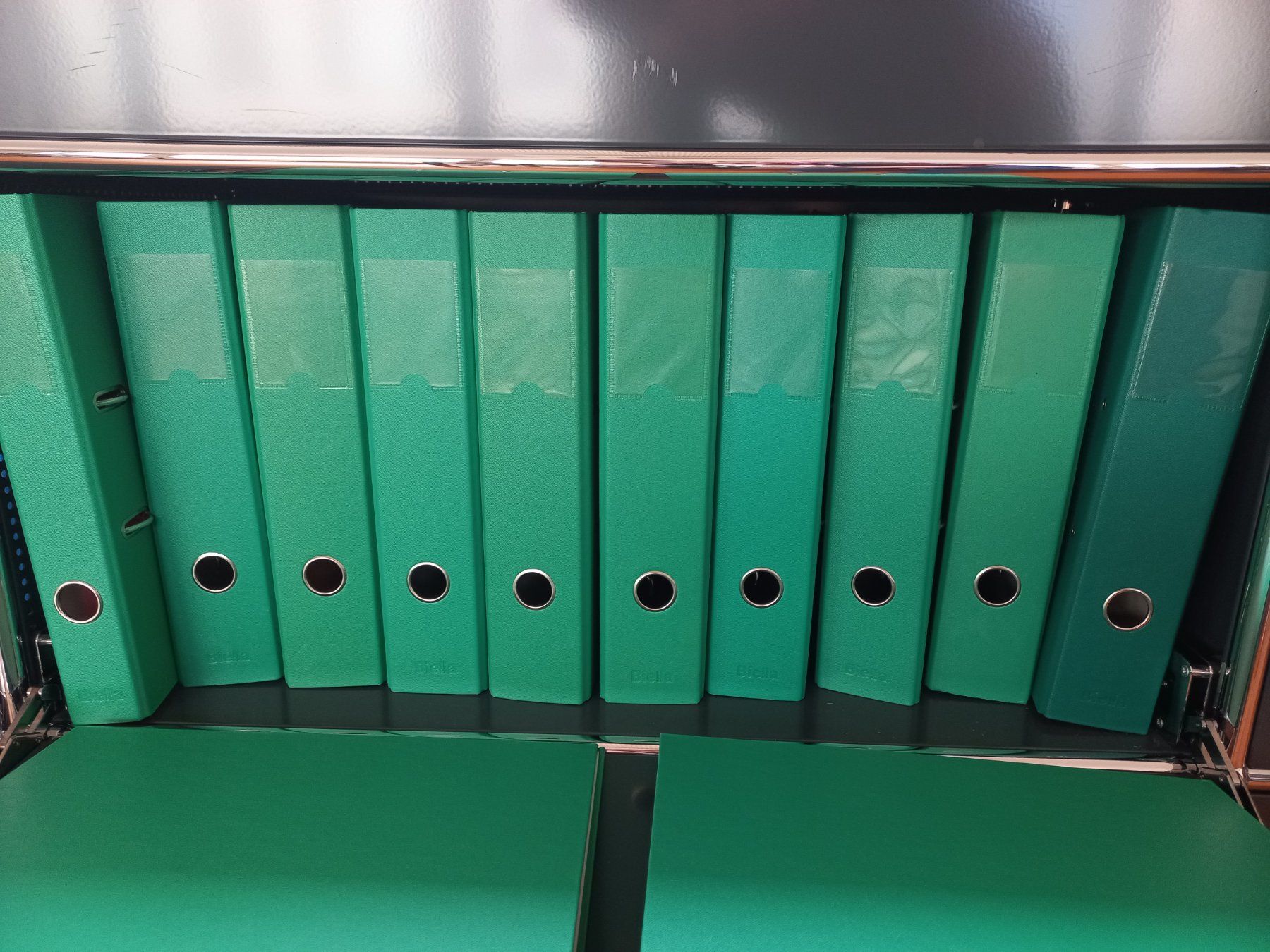 Raccoglitori: Classeur différents couleurs – Usato da Châtelaine venduto da ing_mb6r 3