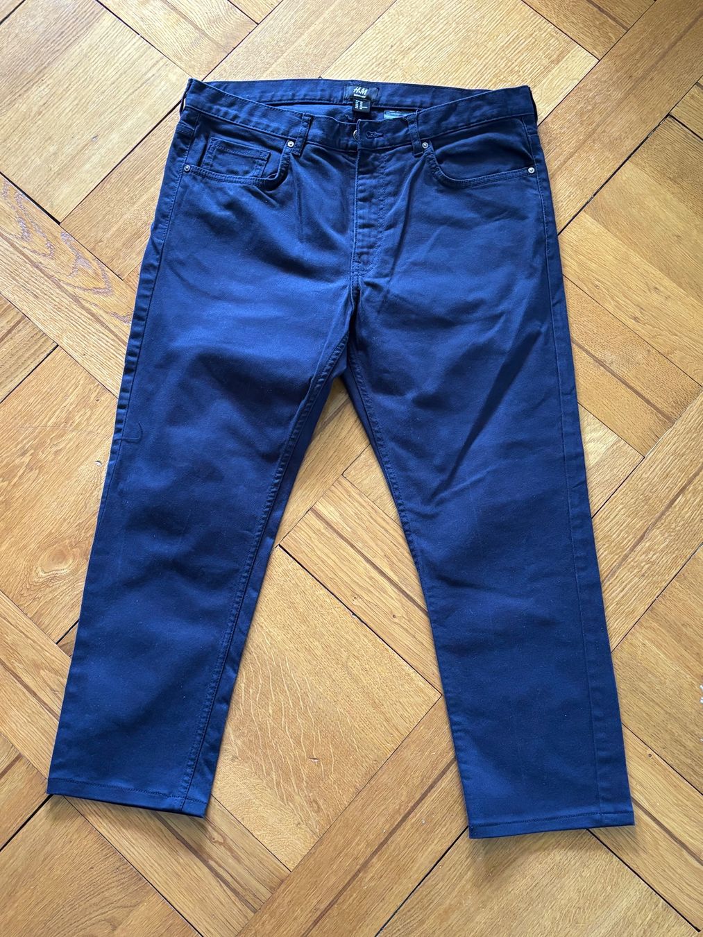 H&M Jeans: 2 Herren Jeans H&M Grösse 33 – Usato da Genève venduto da Buens4 1