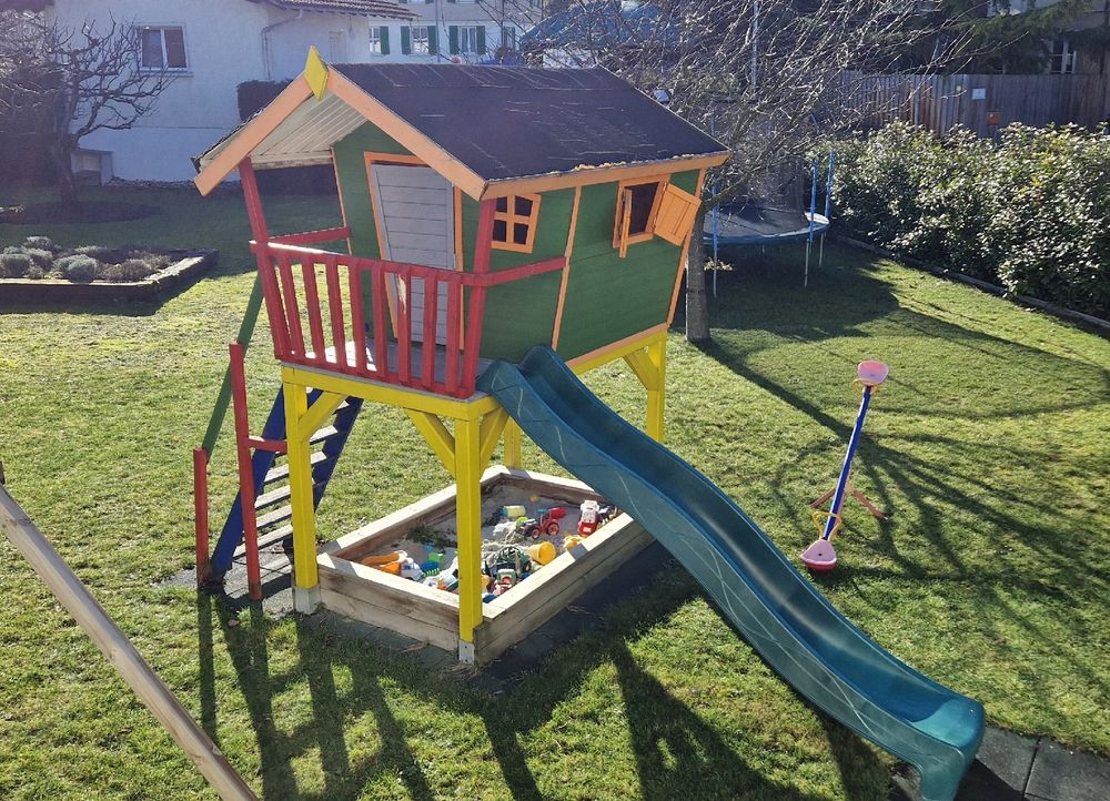 Spiel Gartenhaus für Kinder mit Rutsche und Sandkasten Comprare su