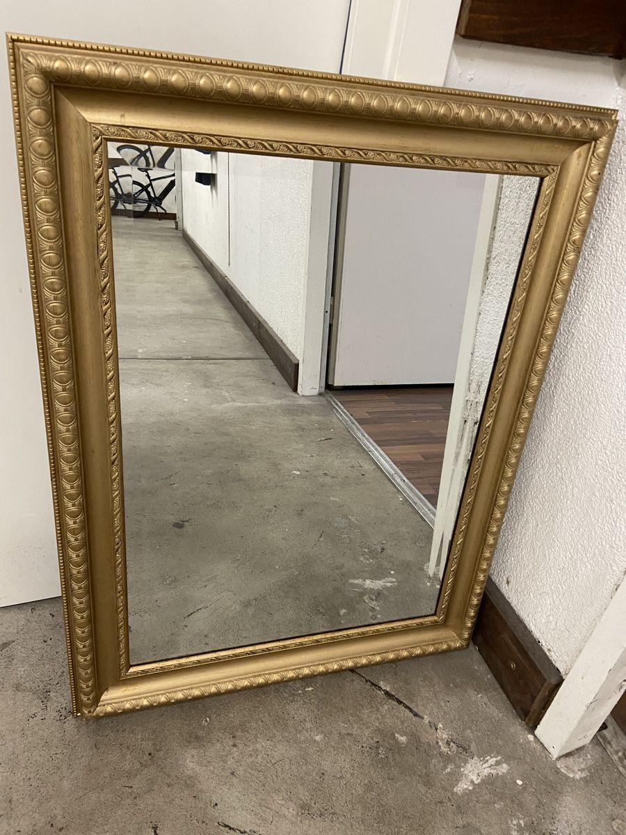 Specchi: Wandspiegel mit Facettierte Glas – Usato da Dietikon venduto da brocki-eyra 1