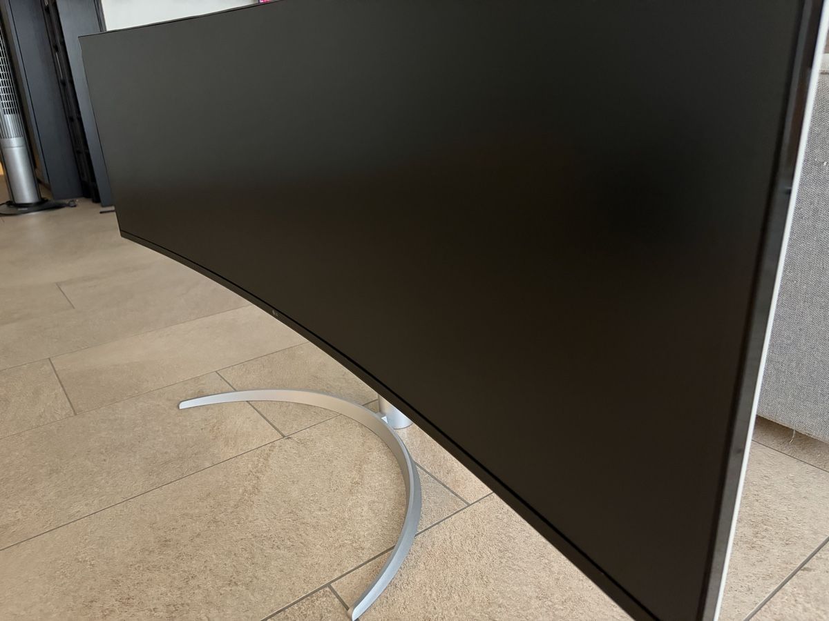 LG Monitor: LG 49WQ95X-W.AEU – Usato da Bülach venduto da san_nl5w 4