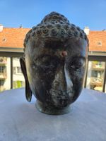 Grosser alter Buddha Kopf asiatischer Stil