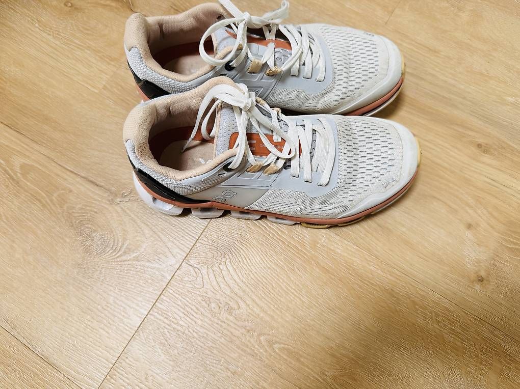 Scarpe da donna: Basket ON pointure 36 – Usato da Rue venduto da AnaNad 3