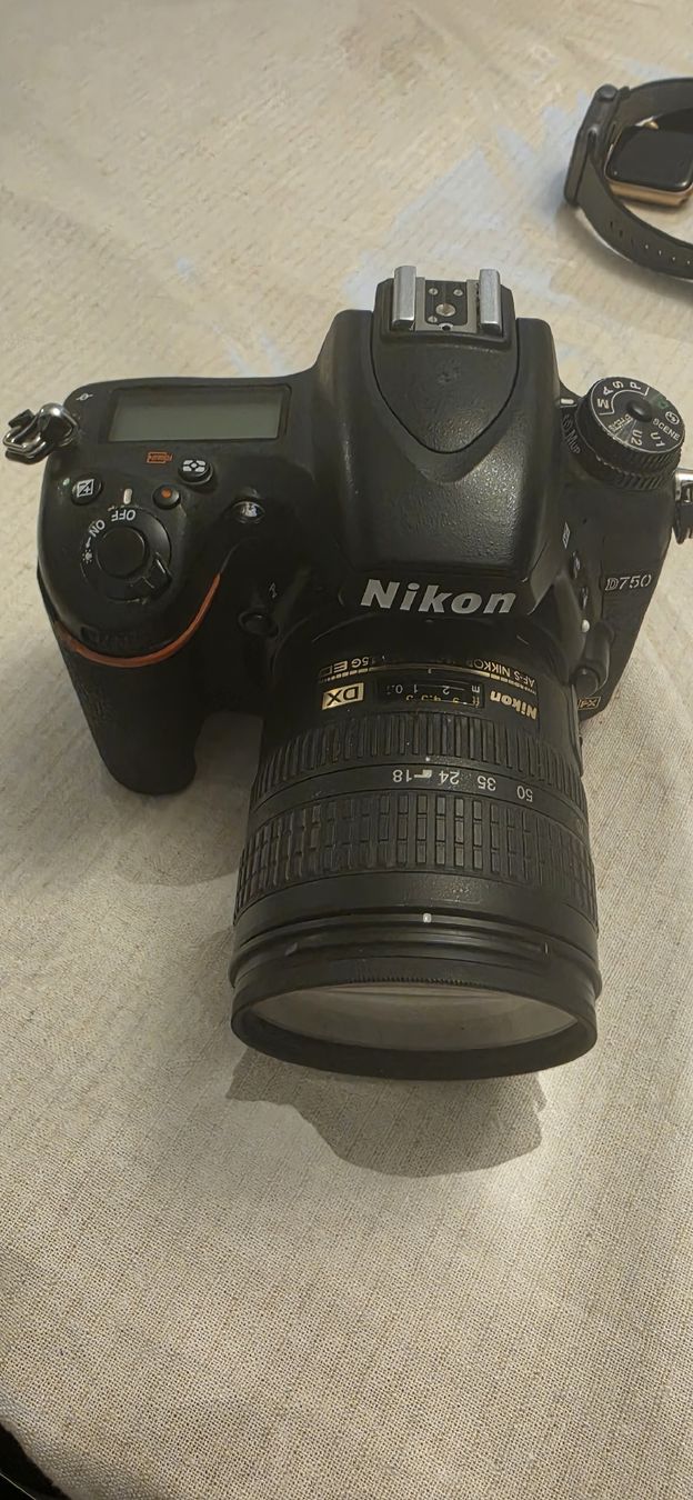 Nikon Fotocamera: Nikon D750 – Difettoso da Lyss venduto da ram76