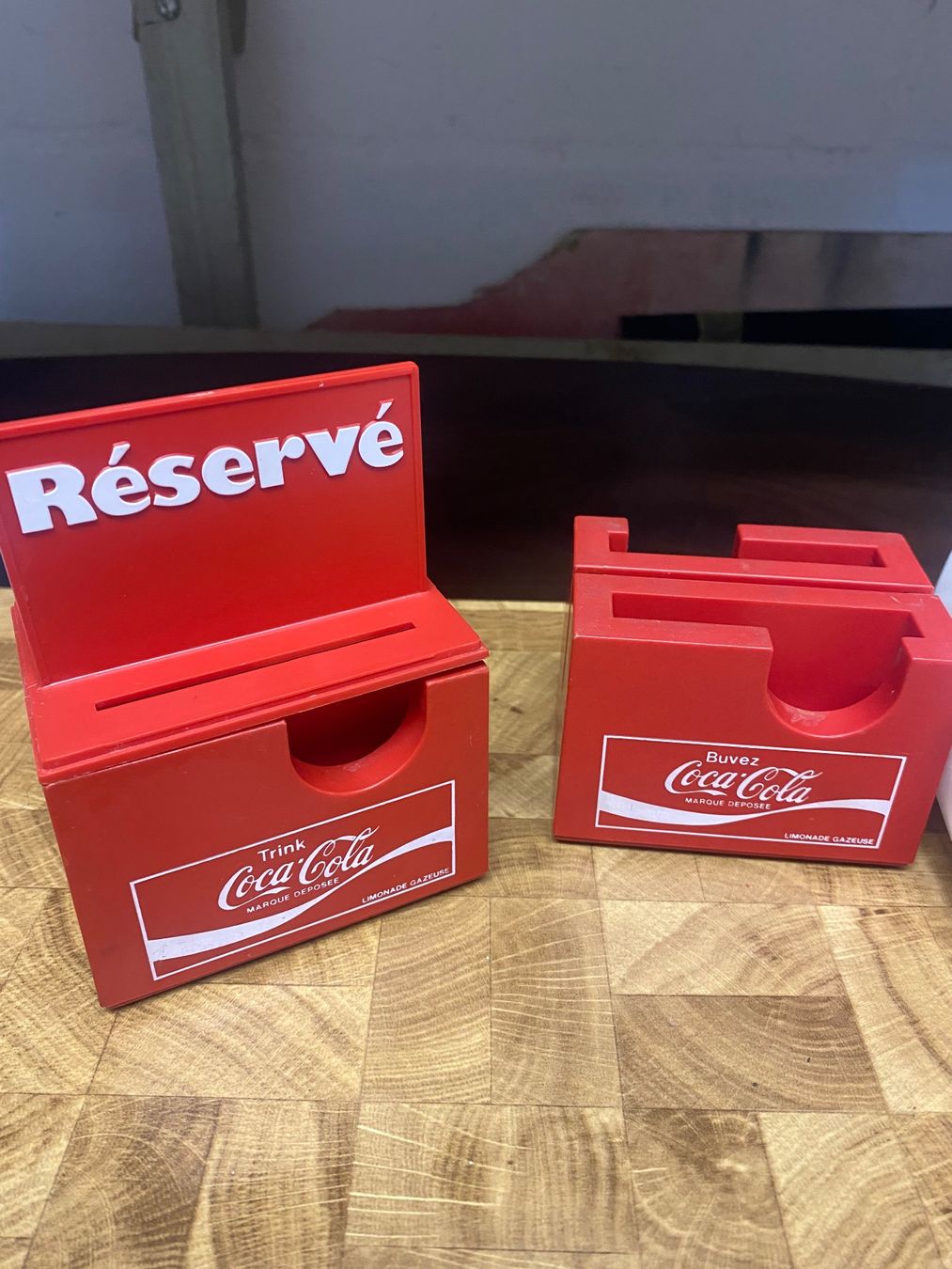 Supporti a parete: Coca Cola Kartenhalter 2 Stück – Usato da Möhlin venduto da Nelsson 1