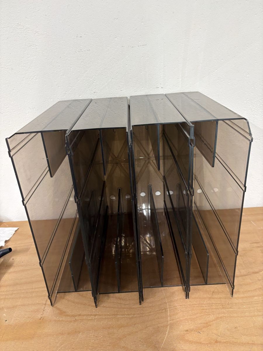 Supporti per strumenti musicali & leggii: Vintage Vinyl Ständer Kunststoff – Usato da Richterswil venduto da Martin01016 3