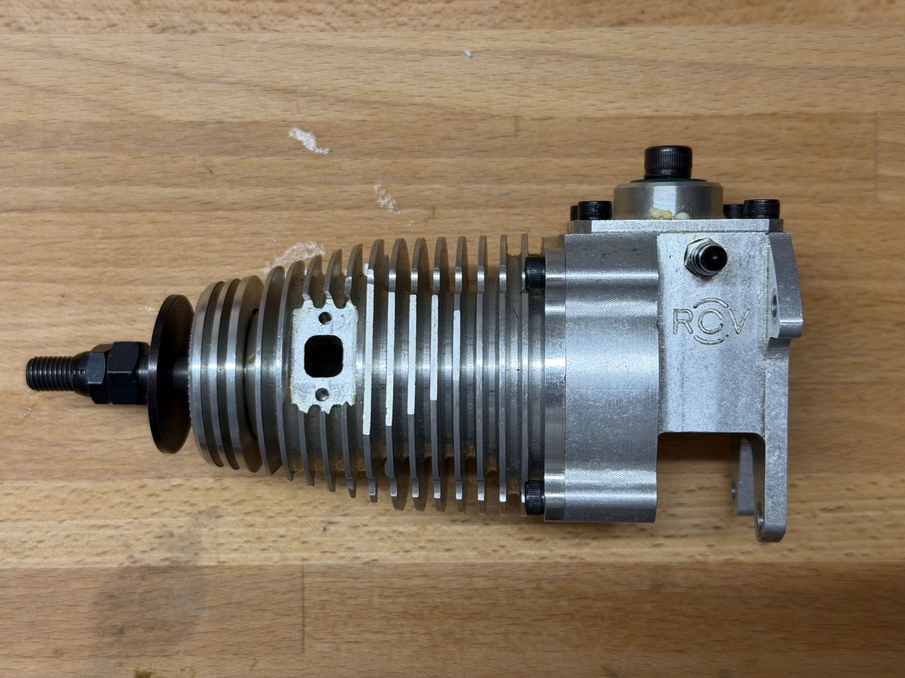 Modellismo RC: RCV 90 SP 4-Takt-Motor – Usato da Biel-Benken BL venduto da theskipster 1