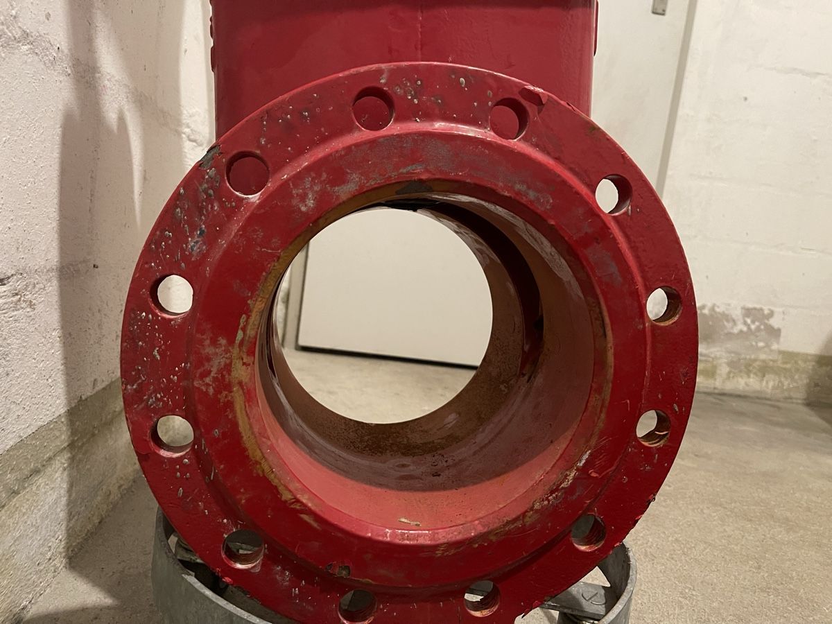 Altro per industria metallurgica: Rote Industriearmatur, Absperrschieber für Projekt oder Deko – Usato da Elsau venduto da isidobrany09 5
