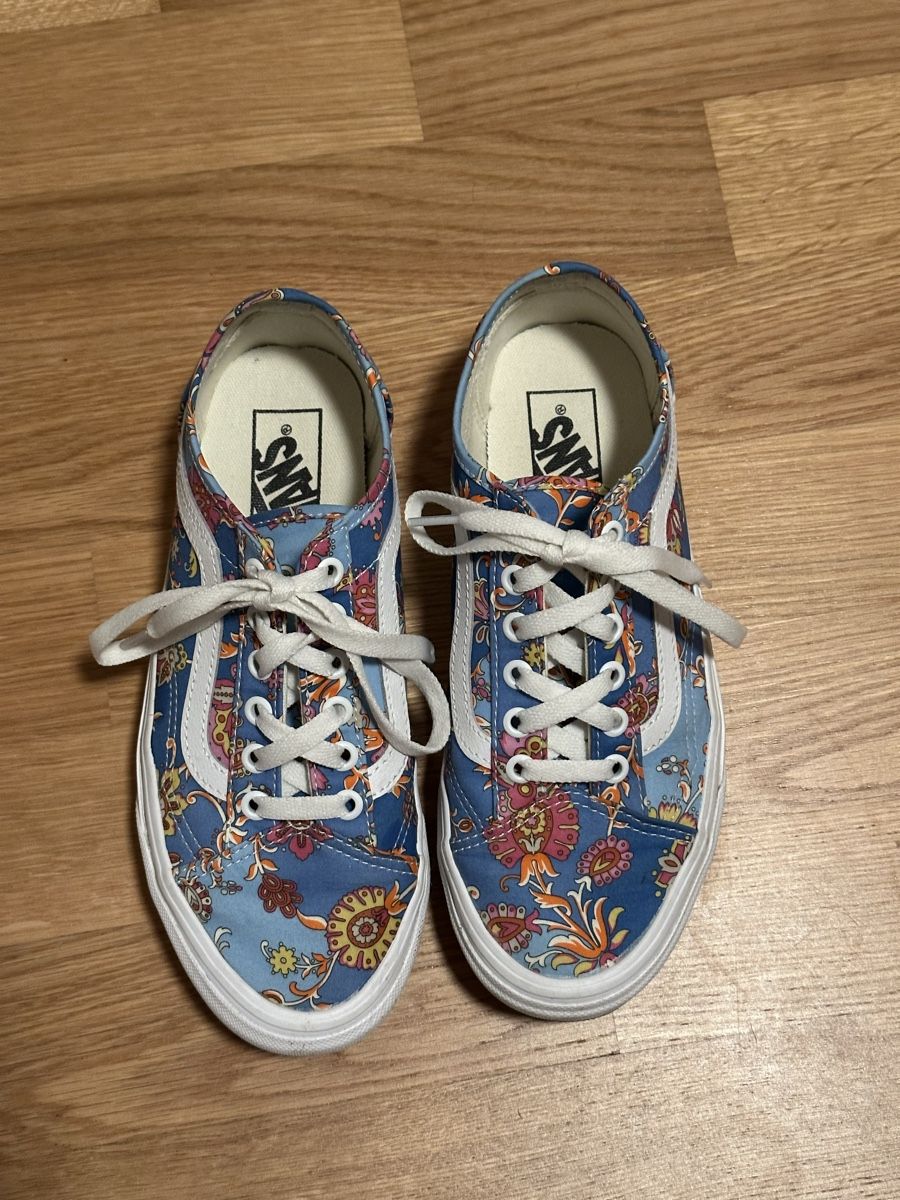 Vans Scarpe da donna: Vans Blumen Sneaker – Usato da Urdorf venduto da fairfashion