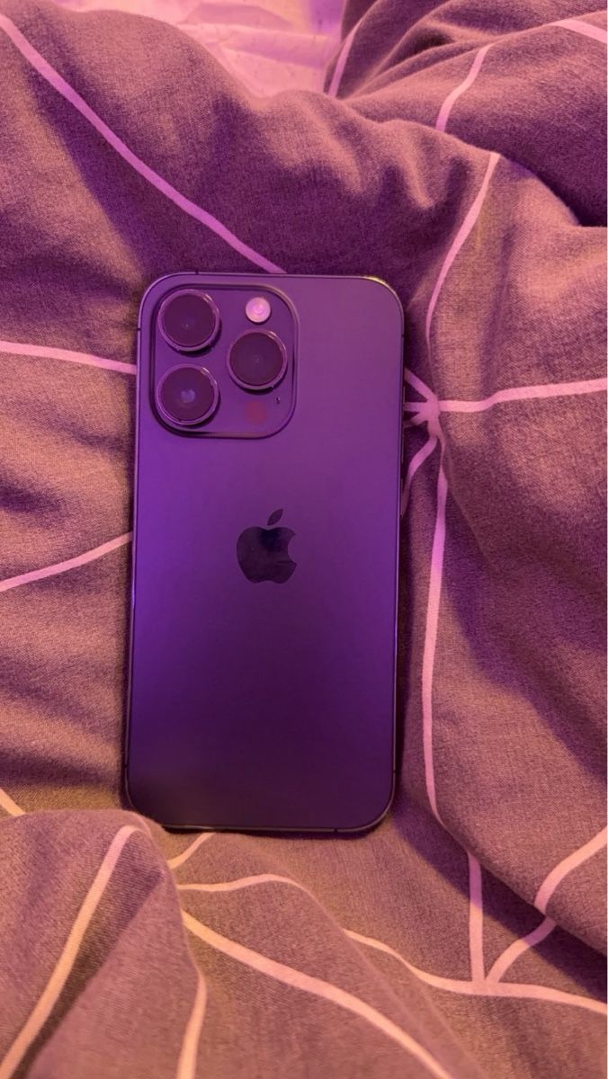 Apple Handys / Smartphones: Iphone 14 Pro – Gebraucht aus Basel von j5r_998z