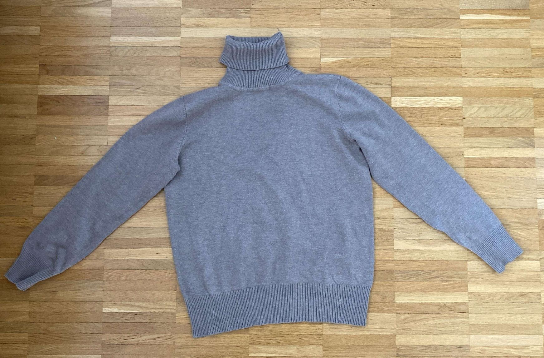 Maglioni & Felpe: Brauner Rollkragenpullover Grösse M – Usato da Wallisellen venduto da rahelr90
