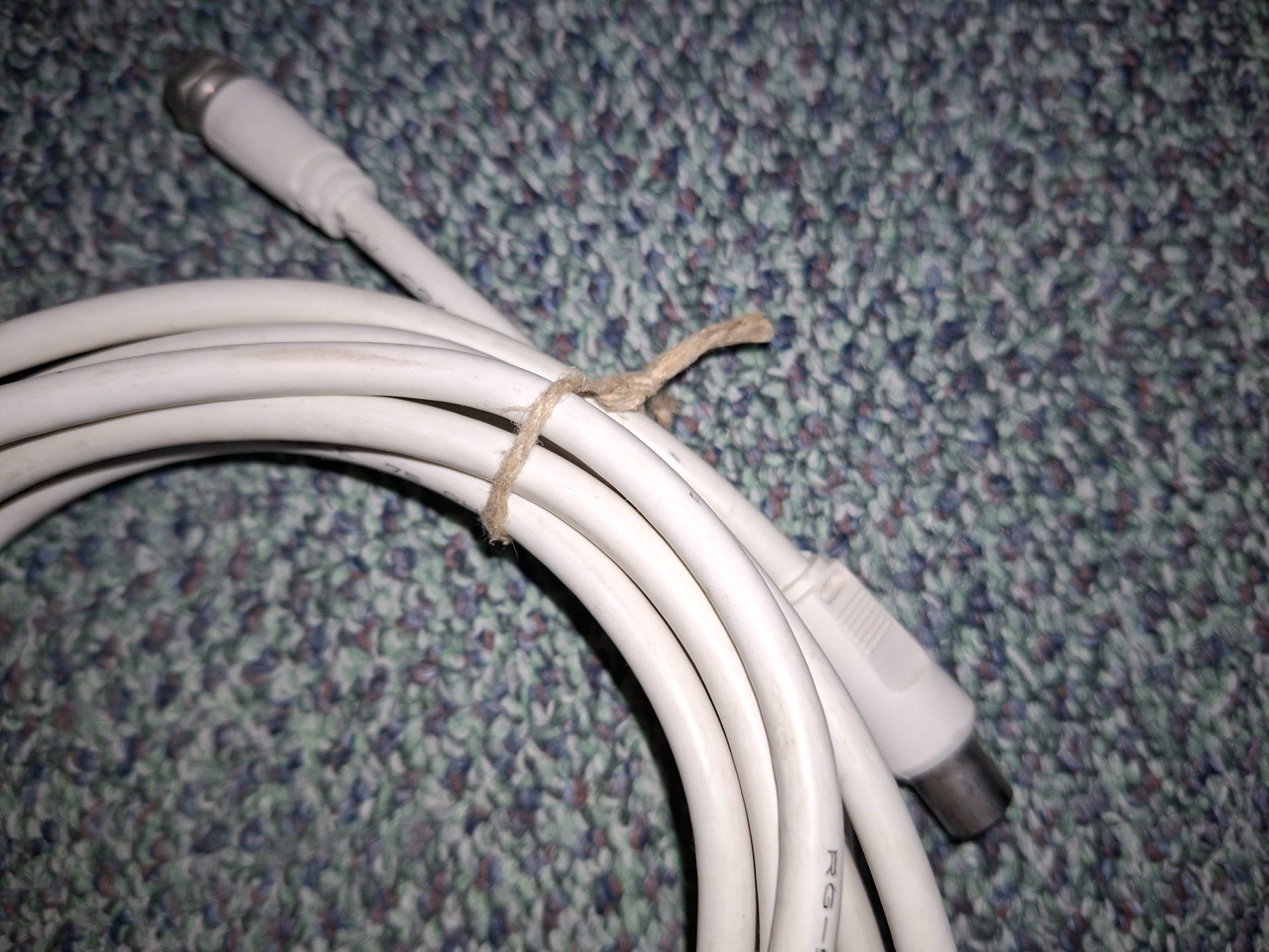 Kabel: Kabel – Gebraucht aus Wil  ZH von Tazar1 2
