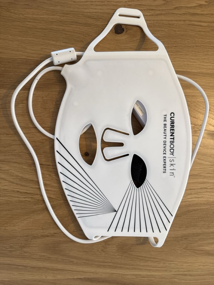 Cura del viso: Current Body LED Mask (Model 1) – Usato da Zürich venduto da bremetobias