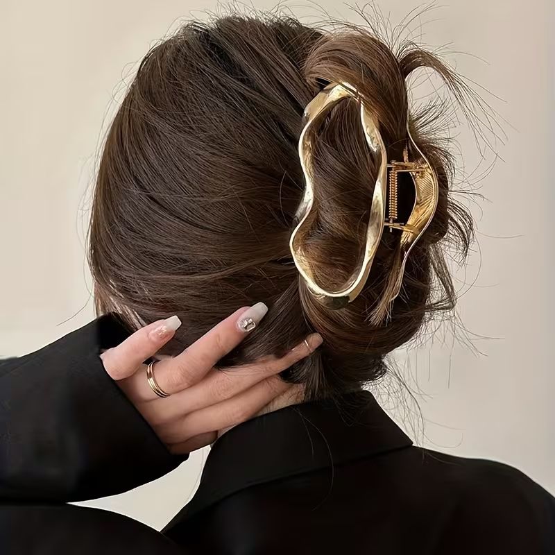 Haarschmuck: Haarklammer goldig ab 1 Fr. – Gebraucht aus Wil SG von Peachy 1