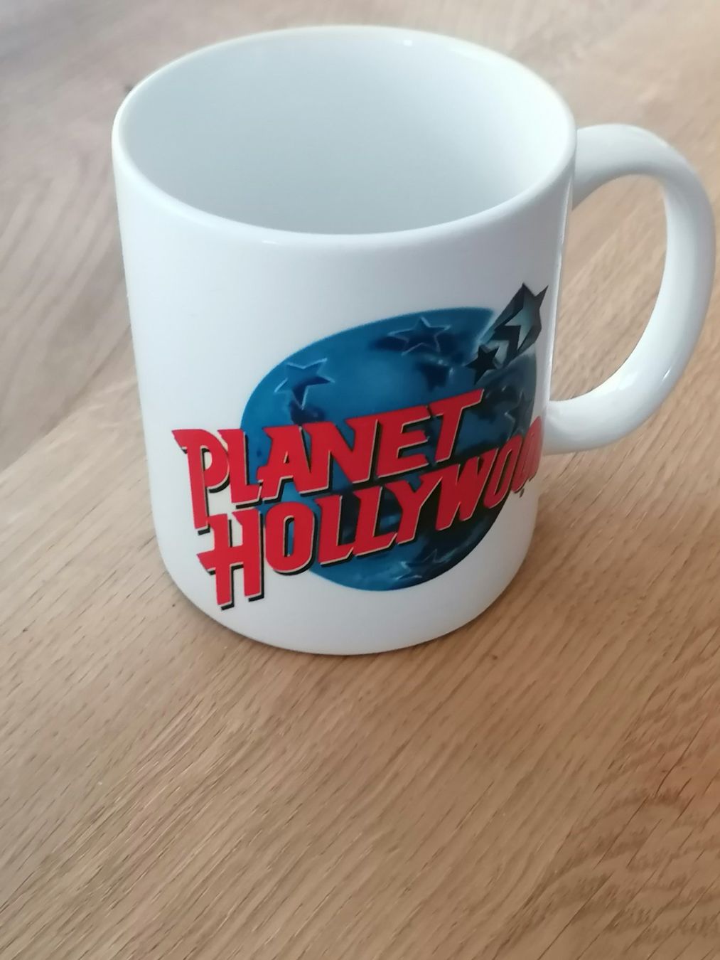 Tassen: Planet Hollywood Tasse – Gebraucht aus Basel von vintagecollector