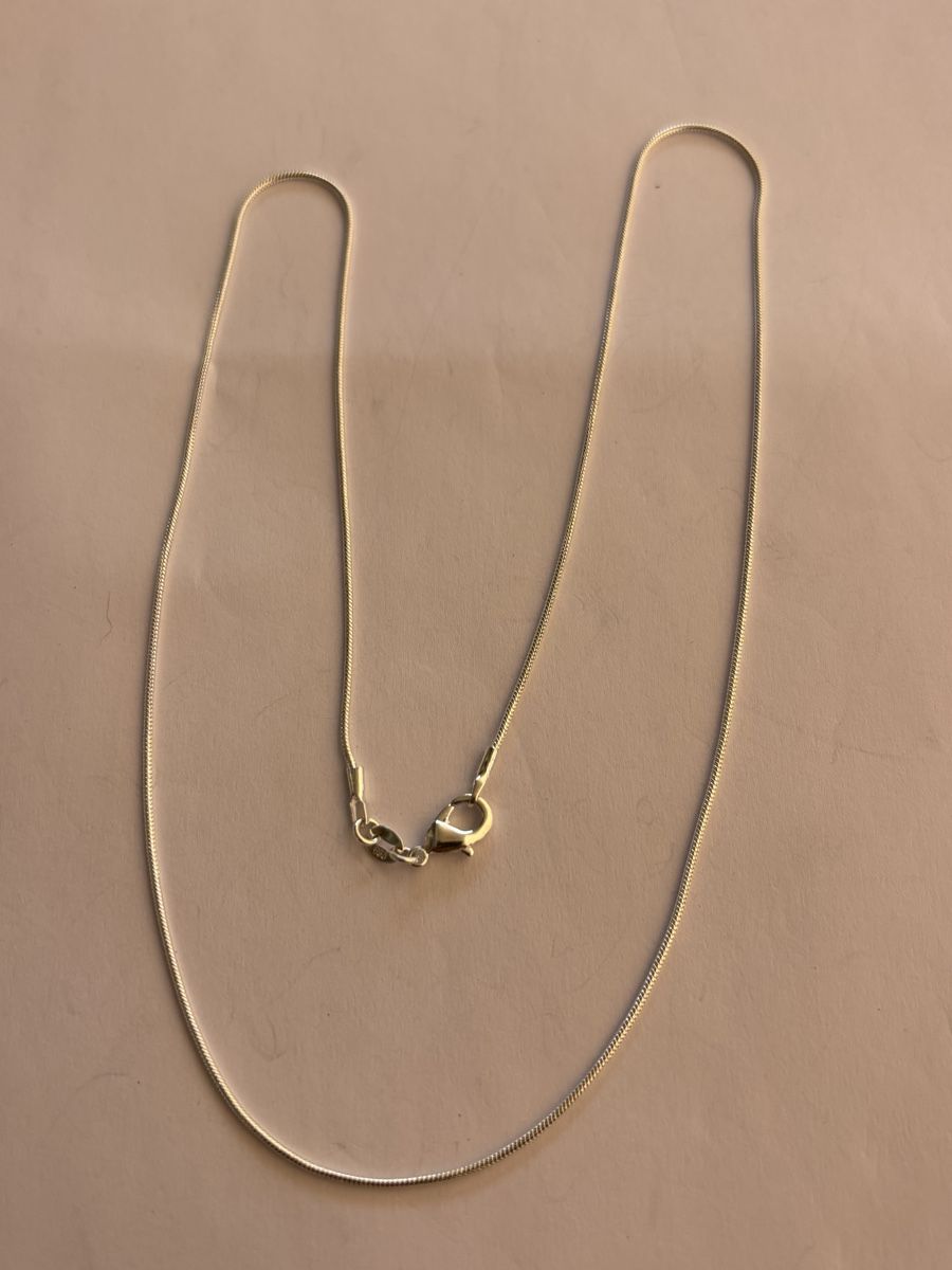 Colliers: Halskette Schlangenmuster 925 Silber 45 cm neu – D'occasion à Langnau am Albis par flusspflege