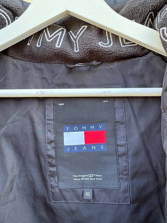 Giacche & Cappotti: Daunenjacke Tommy Hilfiger – Usato da Riehen venduto da ang_p8gc 2
