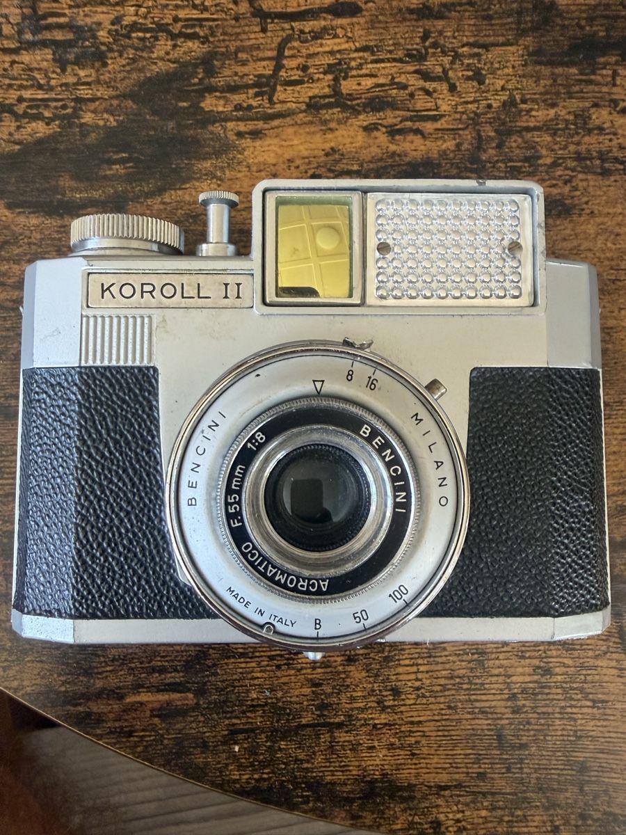 Fotocamera: Bencini Koroll II Kamera mit Blitz gebraucht – Usato da Pfäffikon ZH venduto da anG_91 4