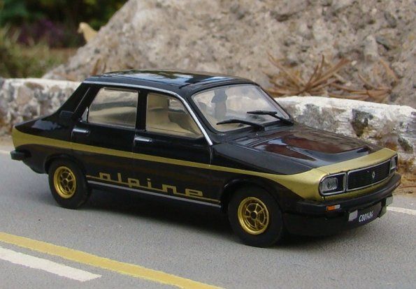 Renault Modellini d'auto: Renault 12 Alpine 1978 schwarz / gold – Nuovo e nell'imballaggio originale da Gerlafingen venduto da espero88